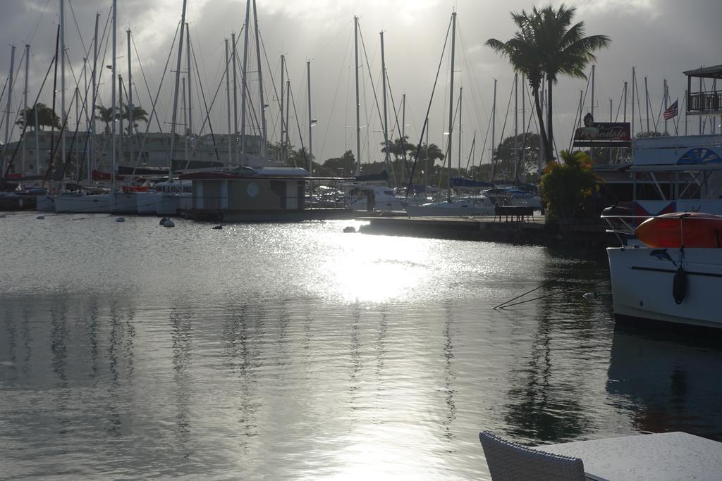 Charmant Studio Idealement Situe A La Marina Du Gosier Pointe-à-Pitre Exterior foto